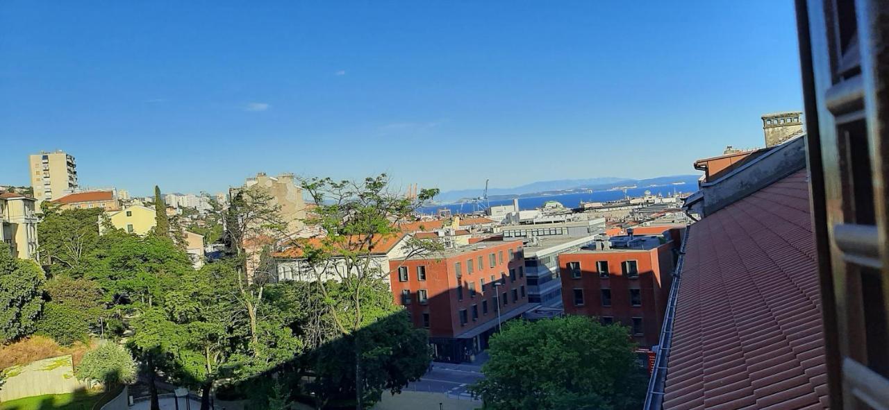Apartment Pomerio Rijeka Eksteriør billede